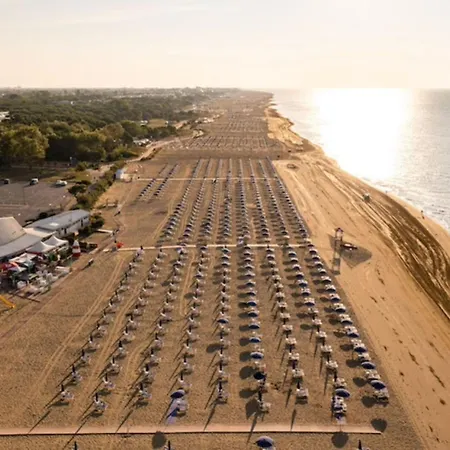 Semi-detached In A Quiet Area 빌라