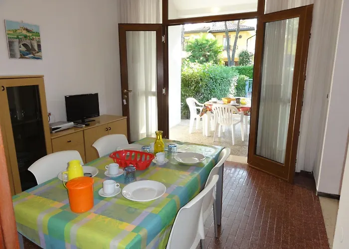 וילה Semi-detached In A Quiet Area